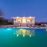 펜션 In With Pool Near Zadar