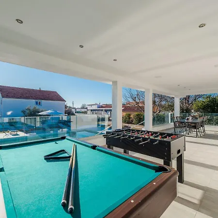 Feriehus Classy In With Swimming Pool *