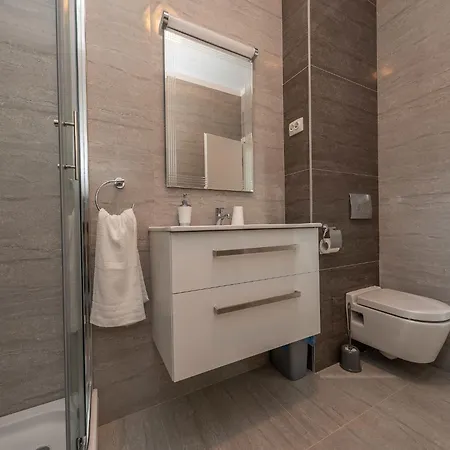 Дом отдыха In With Pool Near Zadar