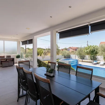 Holiday home In With Pool Near Zadar *