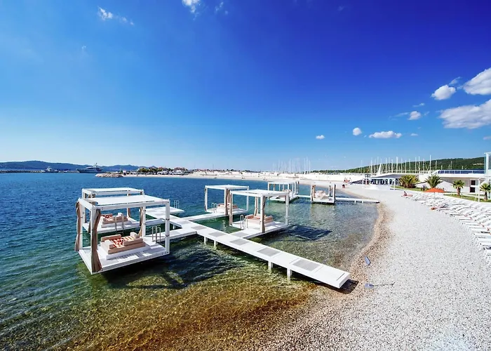 In With Pool Near Zadar * Galovac